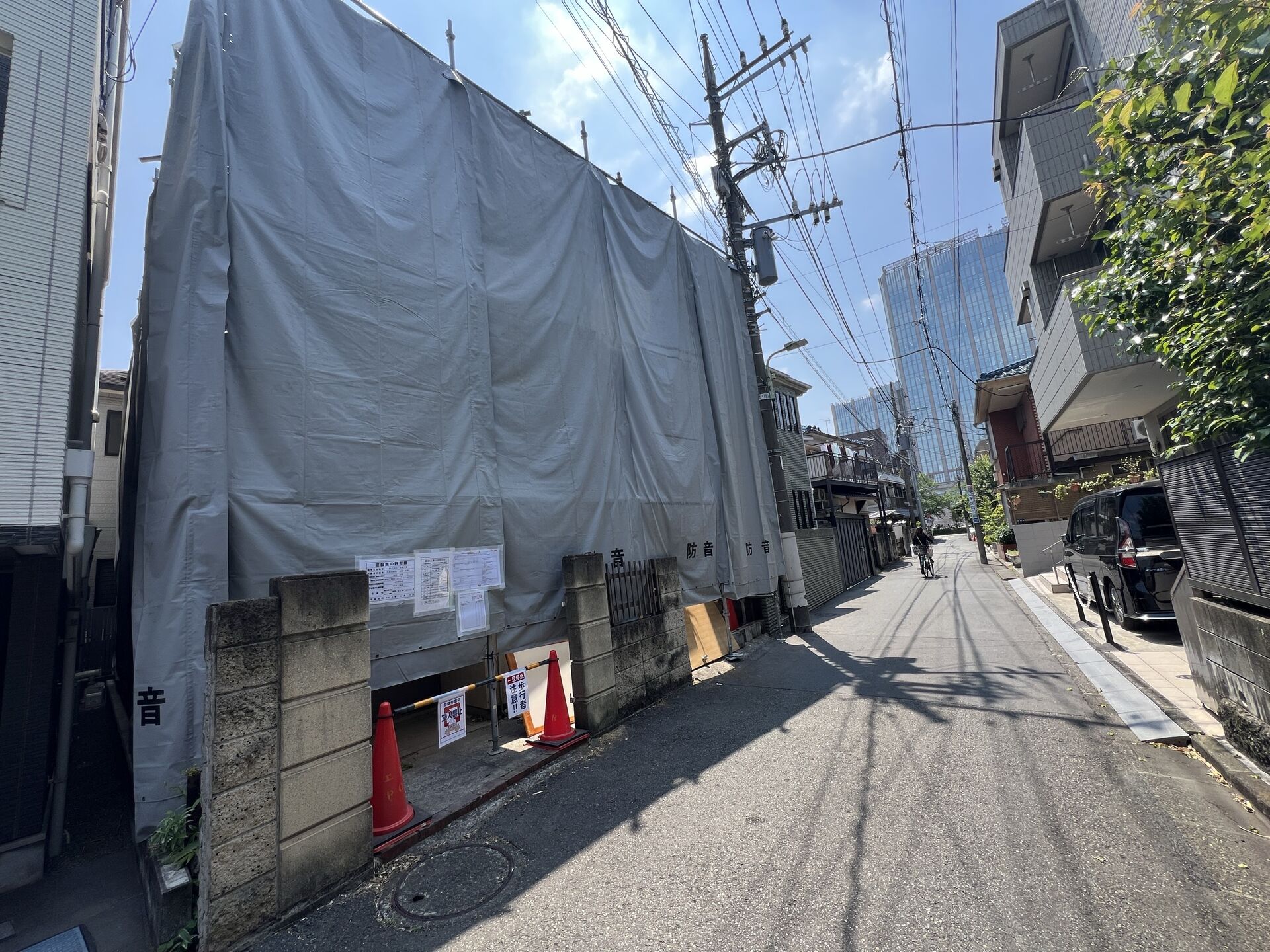 木造2階建て・22坪の解体工事、手壊しによる丁寧な解体作業