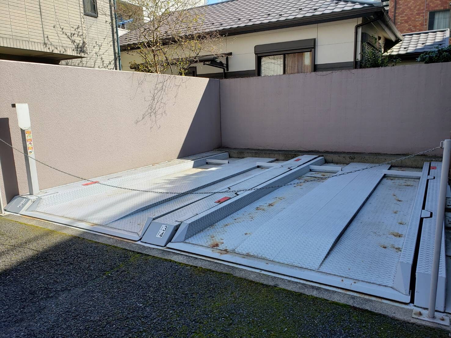 立体駐車場から平置き駐車場へ｜土地の有効活用を実現